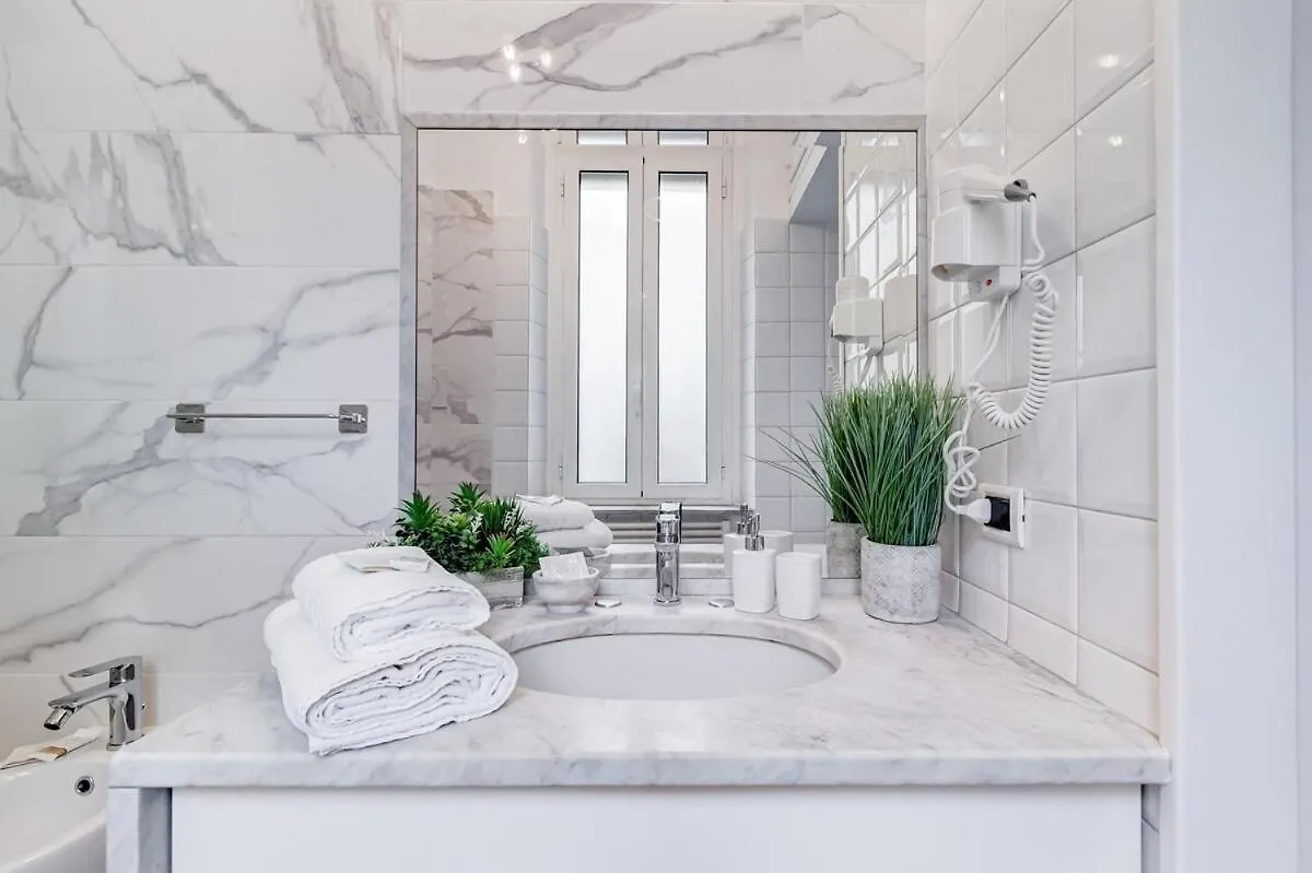 Living Rome Repubblica Apartment