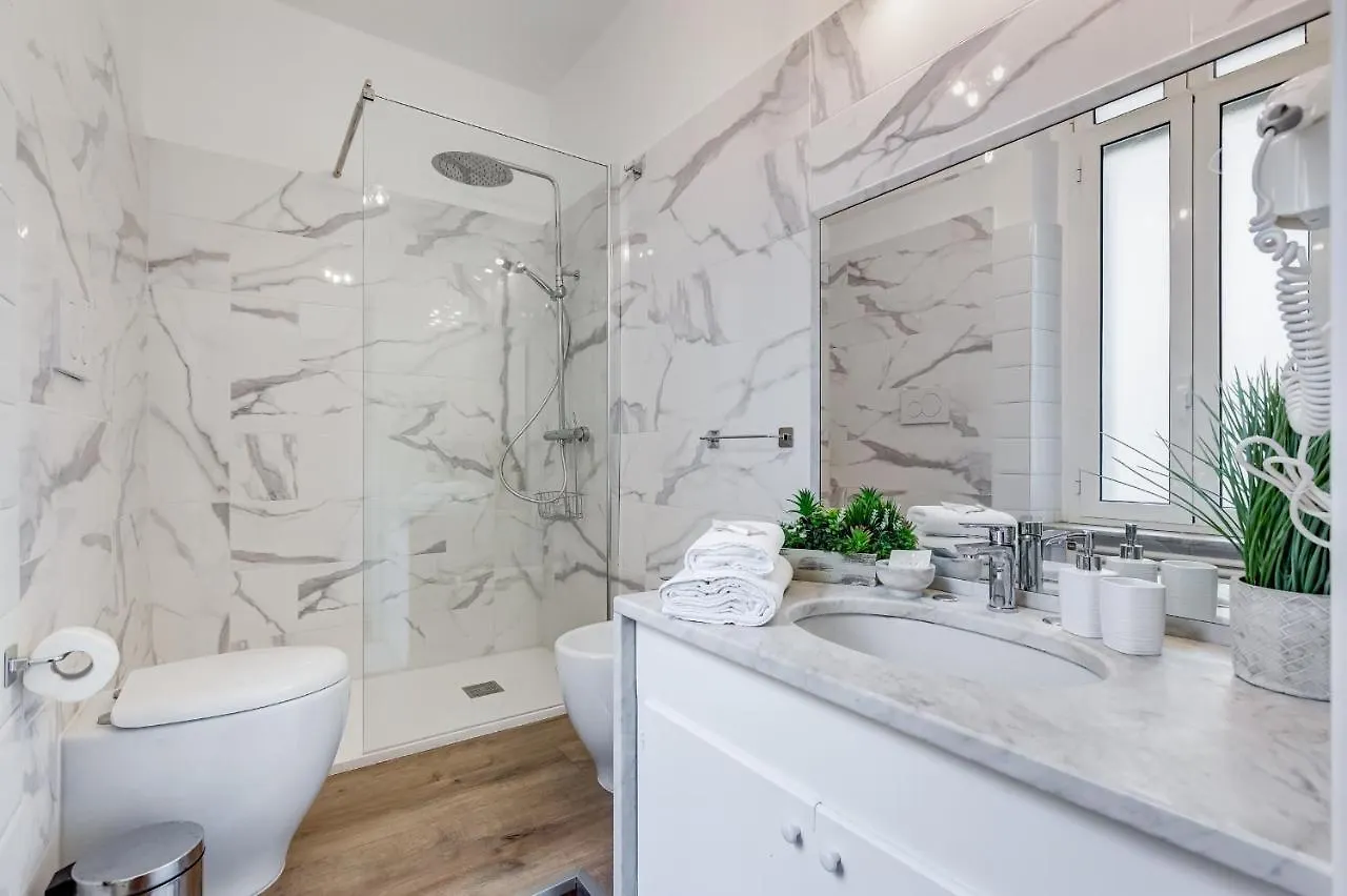Living Rome Repubblica Apartment